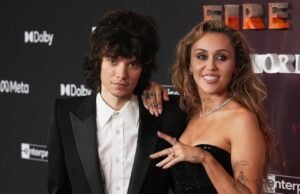 Miley Cyrus se comprometió con su novio rockero Maxx Morando