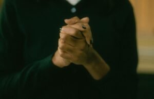 One Shot: El momento en “After the Hunt” donde dos personajes se conectan inesperadamente