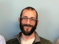 Los agentes del DHS involucrados en el asesinato de Alex Pretti rompen el silencio sobre las afirmaciones de que contaron los agujeros de bala en su cuerpo en lugar de ayudarlo.