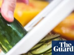 La regla básica a la hora de utilizar una mandolina en la cocina | Alimento