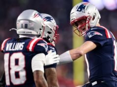 Los Patriots mantienen a raya a los Texans en un juego divisional lleno de pérdidas de balón
