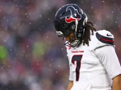 Las 4 intercepciones de CJ Stroud condenan a los Texans contra los Patriots en un juego divisional con muchas pérdidas de balón