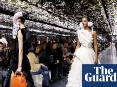 Jonathan Anderson se inspira en la dramática historia de Dior para un desfile de alta costura | desfiles de alta costura