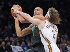 Los Warriors pierden ante los Wolves sin Curry, Green y Melton