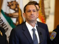 El alcalde Lurie cierra un bar para personas sin hogar