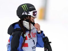 La snowboarder estadounidense Chloe Kim revela que está “lista para ir” a los Juegos Olímpicos a pesar de un desgarro en el hombro