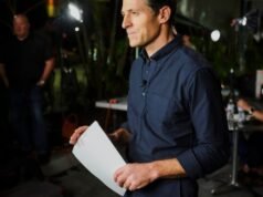 La audiencia de CBS Evening News disminuye en la primera semana bajo Tony Dokoupil