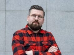 La intervención militar puede ser inevitable para cambiar el liderazgo de Irán, dice el eurodiputado