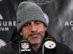 Los jugadores de los Steelers quieren que Aaron Rodgers regrese al equipo en 2026