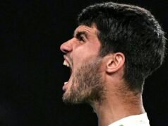 Alcaraz avanza a la primera semifinal de Melbourne y se enfrenta a Zverev