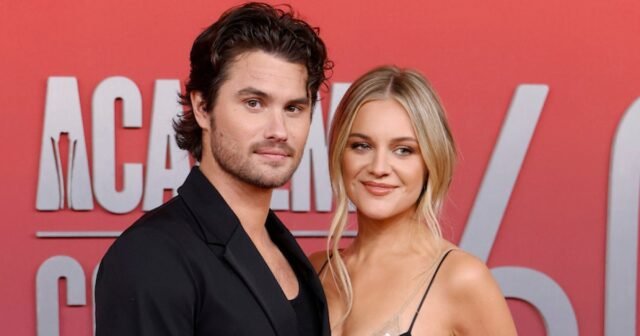 Chase-Stokes-and-Kelsea-Ballerini-GettyImages-2214132779.jpg