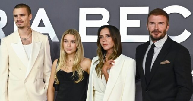GettyImages-2239994512-Victoria-Beckham-and-Family-Stand-United-in-Group-Photo-Amid-Brooklyn-Drama.j.jpeg
