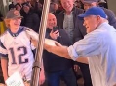 Bradshaw falla el lanzamiento de pescado de Pike Place a Gronk antes del campeonato de la NFC