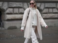 17 suéteres blancos que hacen que los atuendos casuales parezcan casuales