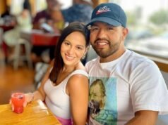 Un viudo cuya esposa se prendió fuego tras un supuesto romance con un congresista casado finalmente rompe su silencio para revelar sus mensajes de texto… y un desgarrador vídeo de su muerte.