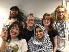 Seis miembros de Acción Palestina se enfrentan a un nuevo juicio tras una redada en una empresa de defensa que dejó a un agente de policía con fractura de columna