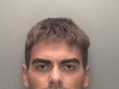 Un migrante esquizofrénico asesinó a un niño de nueve años que jugaba con un aro en la calle menos de un mes después de que se le permitiera regresar a Gran Bretaña.