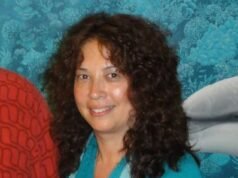 Marido y mujer encontrados muertos en asesinato-suicidio en su hermosa casa en los arbolados suburbios de Nueva York