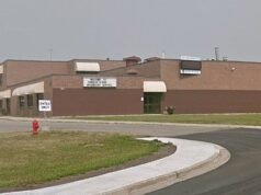 Un tirador “vestido” mata a 10 personas y hiere a decenas en una escuela secundaria canadiense