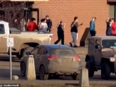 Un tirador uniformado de una escuela canadiense mató a dos personas en su casa, luego masacró a siete en la escuela y se suicidó