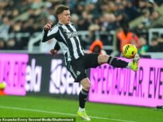 Steve Clarke revela que Harvey Barnes preferiría aprovechar su oportunidad con Inglaterra que ir al Mundial con Escocia