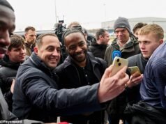 Raheem Sterling aterriza en Holanda: la ex estrella de Inglaterra fue atacada en el aeropuerto después de vincularse con la leyenda de la Premier League en un cambio sorpresa después de la pesadilla del Chelsea