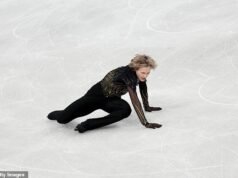 La estrella del patinaje estadounidense Ilia Malinin lucha por contener las lágrimas después de que ‘Quad God’ CAE y pierde medalla en el colapso de pesadilla de los Juegos Olímpicos de Invierno