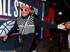 Spike Lee llama la atención en el Juego de Estrellas de la NBA con un atuendo con carga política