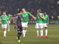 Las estrellas de Newcastle, Anthony Gordon y Kieran Trippier, deben ser separados por compañeros de equipo en un extraño choque mientras los jugadores abandonan el campo con Toon GANANDO 5-0 en los play-offs de la Liga de Campeones.