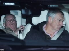 Anthony Albanese rompe su silencio sobre la ‘extraordinaria caída en desgracia’ de Andrew Mountbatten-Windsor