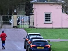 Andrew liberado bajo investigación mientras continúan las búsquedas policiales en Royal Lodge: actualizaciones en vivo