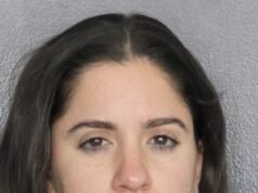 La desvergonzada disculpa de una madre borracha captada por la cámara después de dejar a sus hijos en Uber con un conductor extraño durante dos horas