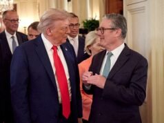 Starmer se esfuerza por evitar que los nuevos aranceles del 15% de Trump inflijan más daños a la economía del Reino Unido