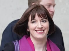 Los parlamentarios amenazarán con intensificar el escrutinio de la familia real en medio de la saga de Andrew