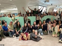 Los trabajadores australianos se convierten en millonarios en un instante al obtener una parte del día de pago de 1.600 millones de dólares de una nueva empresa que les cambiará la vida.