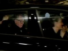 Mandelson salió bajo fianza después de ser interrogado por el ‘Celeb Squad’ de élite de Scotland Yard: preguntas sobre qué provocó su arresto ‘inusual’ a las 4:30 pm en la casa de £ 7 millones del deshonrado Lord, 17 días después de que sus propiedades fueran allanadas por vínculos con Epstein