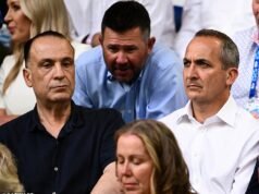 El lanzamiento de NRL Las Vegas enfrenta un gran problema cuando el avión que transportaba a los principales jefes del juego se vio obligado a dar la vuelta y aterrizar en Sydney