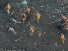 Ejecuciones brutales de comandantes rusos… de sus PROPIOS hombres: los soldados describen pozos llenos de hombres fusilados por huir del frente o enviados a misiones suicidas desarmadas como ‘tormenta de carne’