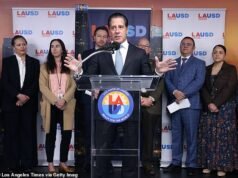 Misterio mientras el FBI registra la casa del jefe de escuelas de Los Ángeles y la sede del distrito afectada por el escándalo, valoradas en 1,4 millones de dólares