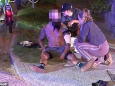 Bondi Beach sacudida por un ataque con cuchillo ‘aleatorio’: la víctima fue trasladada de urgencia al hospital después de ser ‘apuñalada por la espalda’