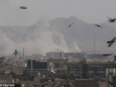 Trump planea una “escalada” de ataques contra Irán en una operación masiva mientras el régimen islámico ataca bases estadounidenses e Israel