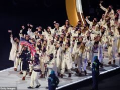 Italianos enojados abuchean a los atletas estadounidenses y a JD Vance en la ceremonia de apertura de los Juegos Olímpicos de Invierno en medio de la furia de ICE