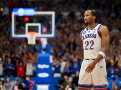 Bill Self, de Kansas, refuta a los críticos que cuestionan la legitimidad de las ausencias de Darryn Peterson: “La narrativa es una tontería”