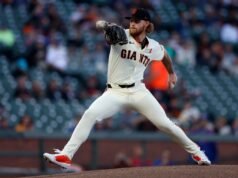 Carson Whisenhunt de SF Giants enciende el radar durante un juego simulado