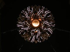 Resumen del día 16 de los Juegos Olímpicos de Invierno de 2026: el hockey de EE. UU. sorprende a Canadá por el oro, Eileen Gu gana de nuevo, la llama de Milán Cortina se apaga