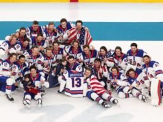 El equipo de hockey masculino de EE. UU. visita la Casa Blanca y al presidente Trump