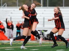 Abby Nelson de Los Gatos anota tres, Cats vencieron a Mitty en el juego por el título de CCS