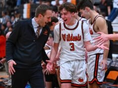 El baloncesto masculino de Los Gatos regresa al campeonato CCS tras vencer a Carlmont