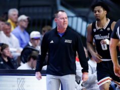 El No. 21 Miami (OH) pasa por Western Michigan y hace un tiro de último segundo para mantener una temporada invicta.