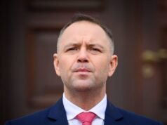 El presidente polaco de derecha se opone a las reformas judiciales independientes